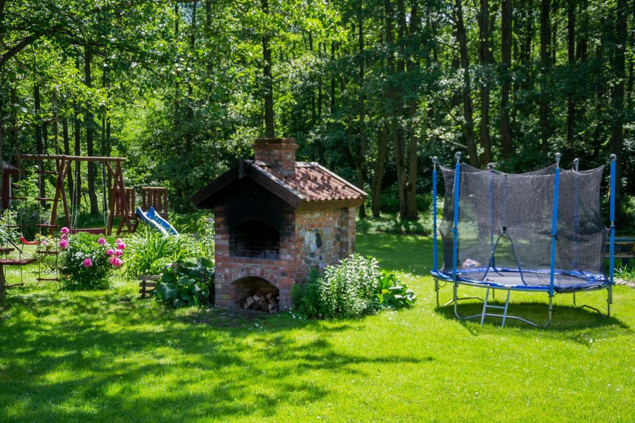 Adeles Sodyba Sturmai Bagian luar foto